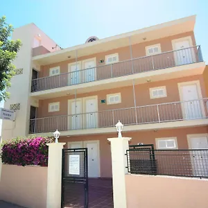  Apartman Naika & Spanyolország
